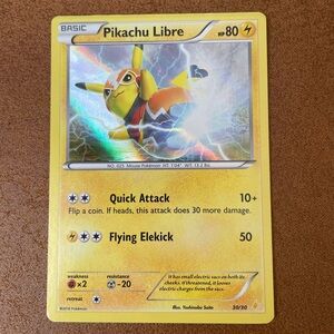 Pokémon Pikachu Libre Holographic card 2016